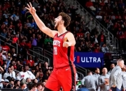 开云体育入口-关于篮网主场失利，球队形势堪忧的信息