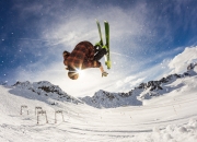 开云体育官网-年度焦点之战之夜，恩比德如何主宰比赛走向