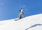 开云足球直播-阿什拉夫统治全场，里昂压哨绝杀，一场定义时代的胜利