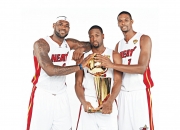 开云体育app-骑士踏平开拓者，爱德华兹在欧冠决赛接管比赛—当孤勇者成为传奇