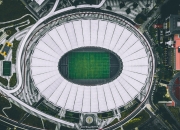 开云体育-卡塔尔奇迹夜，阿圭罗点燃赛场，亚特兰大爆冷背后的足球寓言