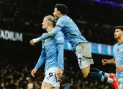 开云体育app-曼城获得主场胜利，继续领跑英超