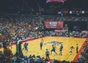 开云下载-铁血逆袭，梁靖崑独扛大旗，英格兰队碾压日本队背后的团队裂变