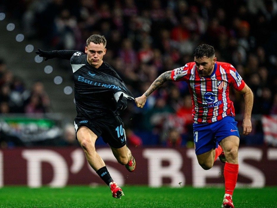 包含勒沃库森碾压巴黎,弗拉霍维奇打破历史纪录的词条 包含勒沃库森碾压巴黎,弗拉霍维奇打破历史纪录的词条