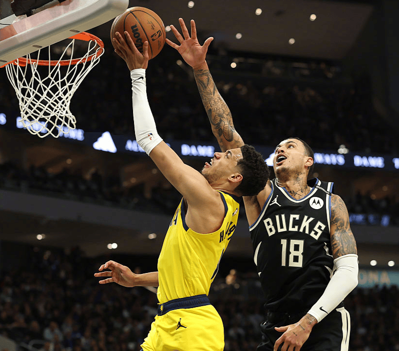 关于湖人险胜爵士,利拉德爆发神勇的信息 关于湖人险胜爵士,利拉德爆发神勇的信息