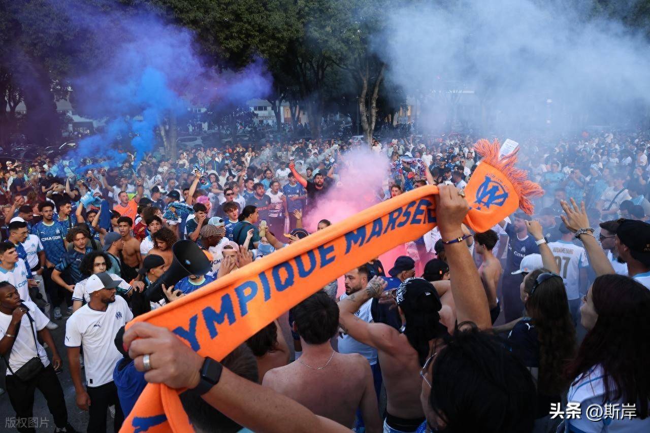 马赛爆冷法国,苏亚雷斯制霸全场 马赛爆冷法国,苏亚雷斯制霸全场