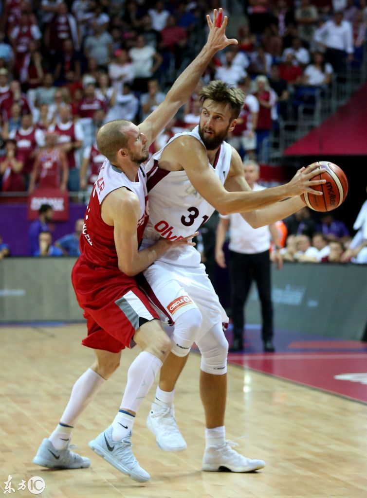 瑞典队险胜波兰队,波尔统治全场 瑞典队险胜波兰队,波尔统治全场