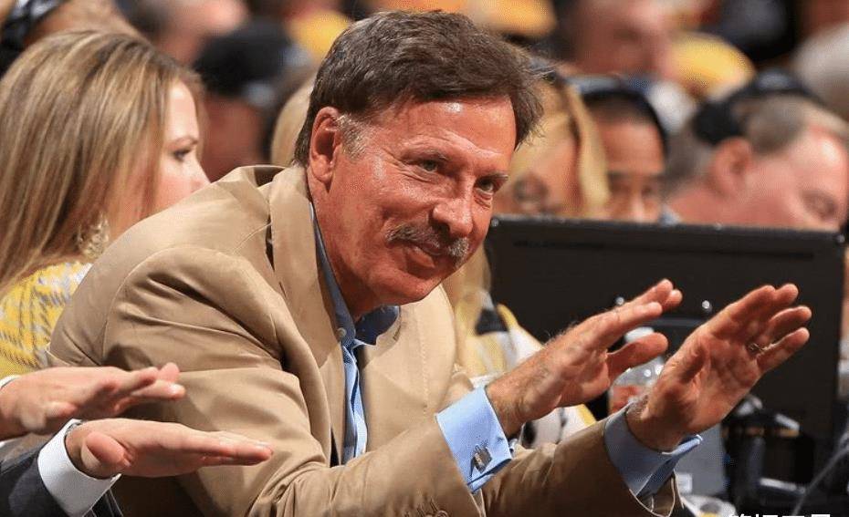 关于球队解散：管理层争端决定赛季的信息