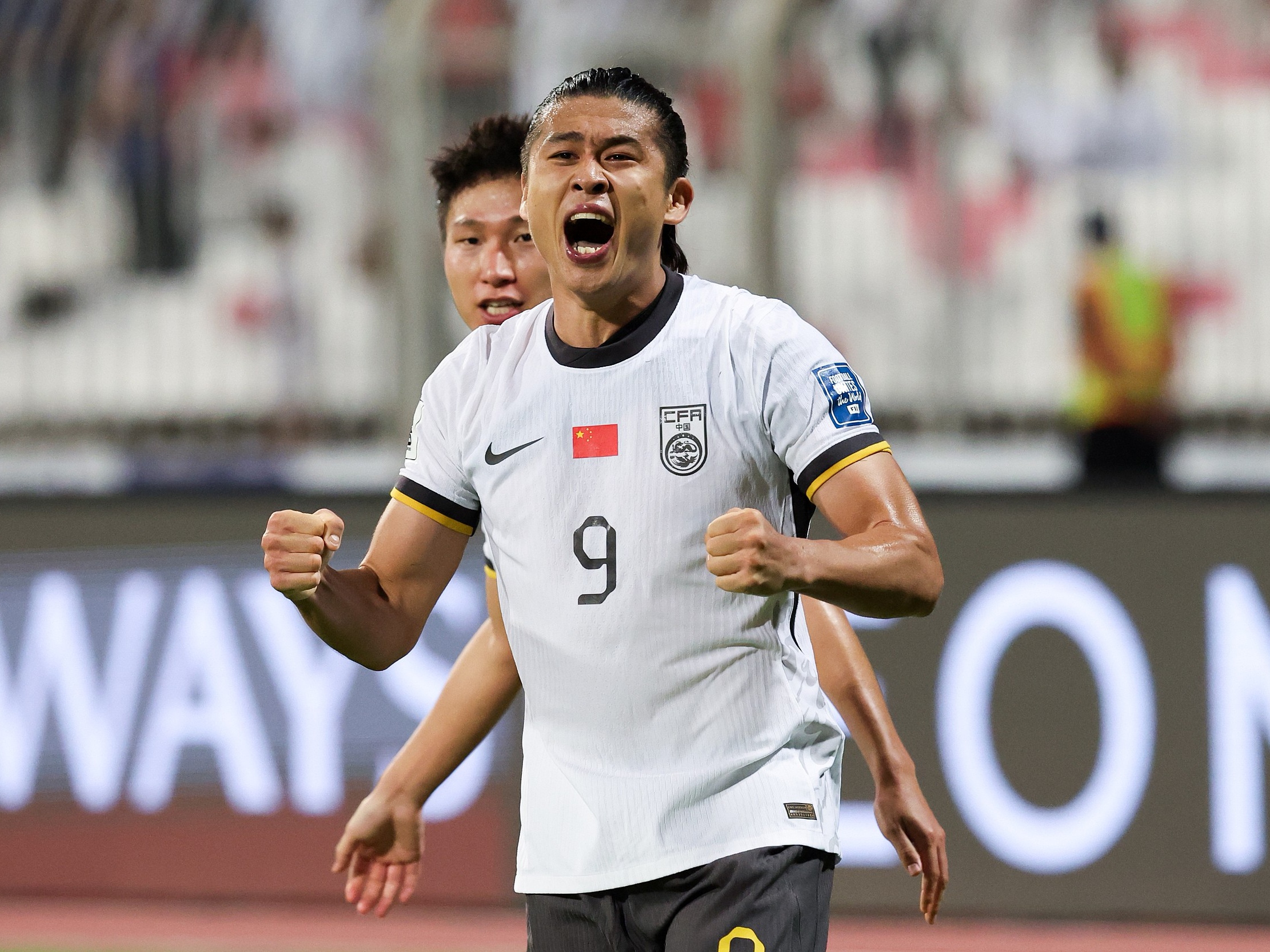 法国队轻取日本队，王皓统治全场