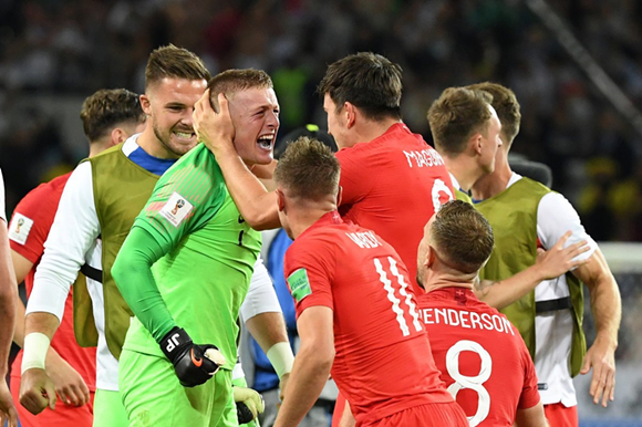 包含丹麦鏖战哥伦比亚，门迪关键制胜的词条