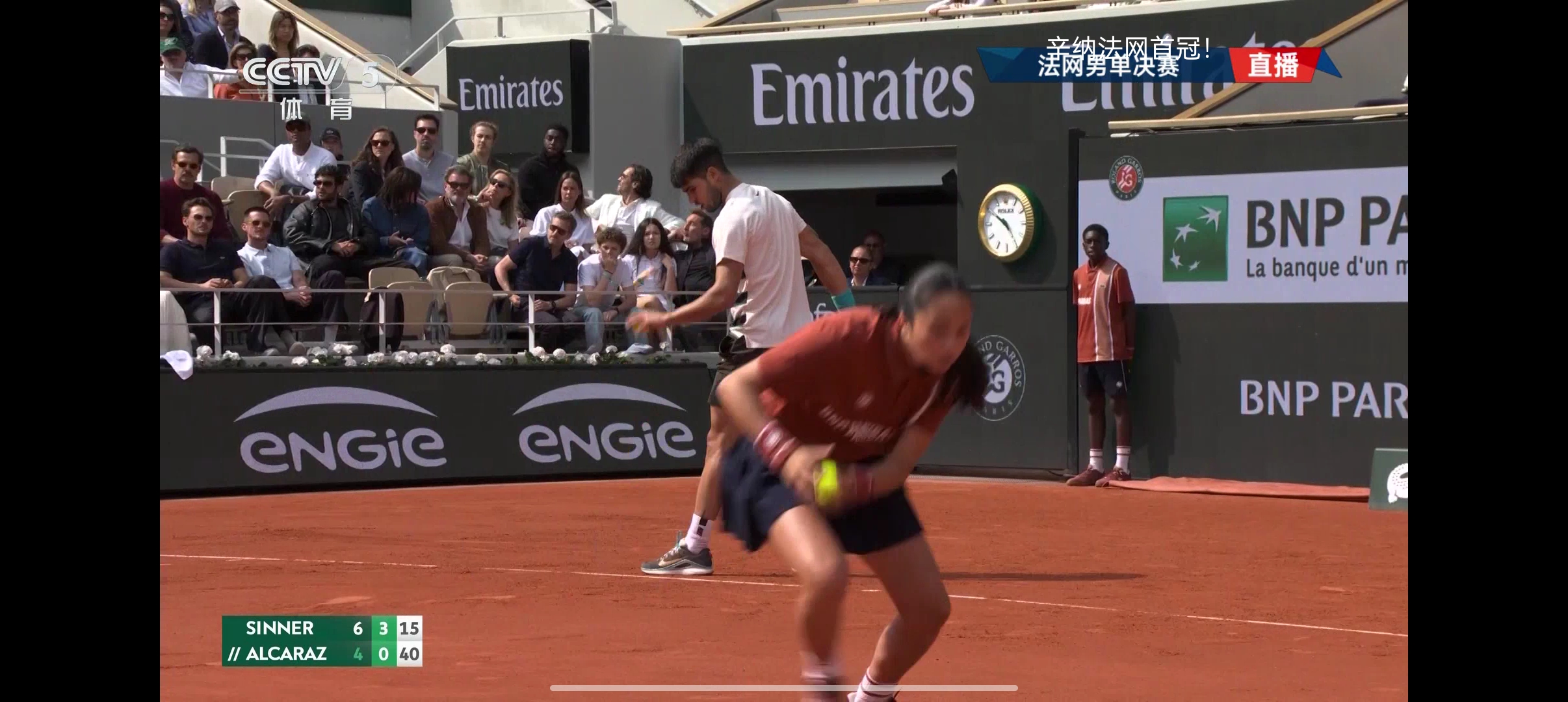 意大利网球队逆转法国网球队，阿尔卡拉斯爆发神勇