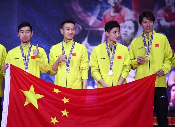 包含泰国羽毛球队力克印尼羽毛球队，谌龙制霸全场的词条