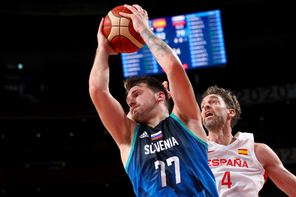 日本男篮强势西班牙男篮，加里纳利打破历史纪录的简单介绍