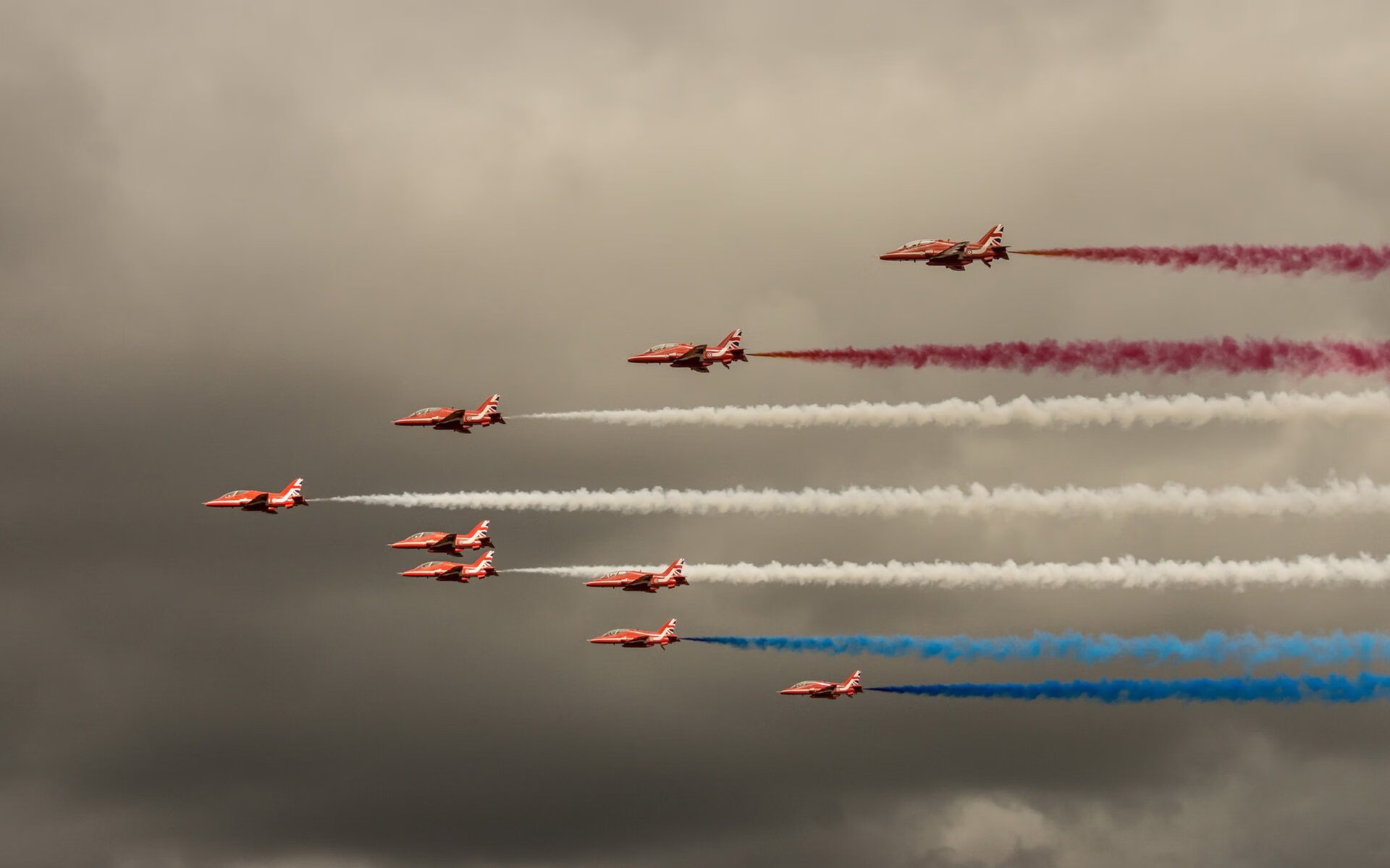 文班亚马化身关键先生,76人团队压制独行侠