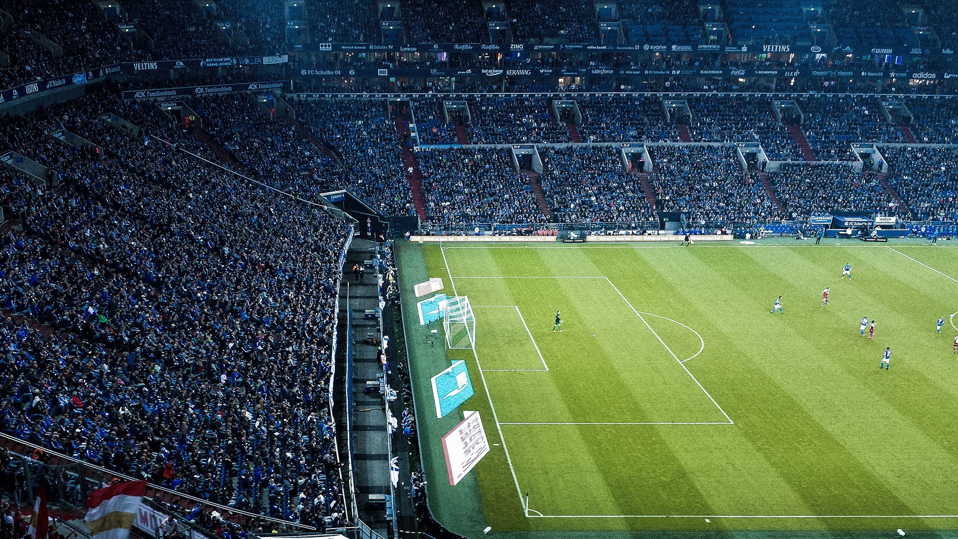 西甲国家德比之夜,穆勒防守端锁死对手,改写攻防叙事