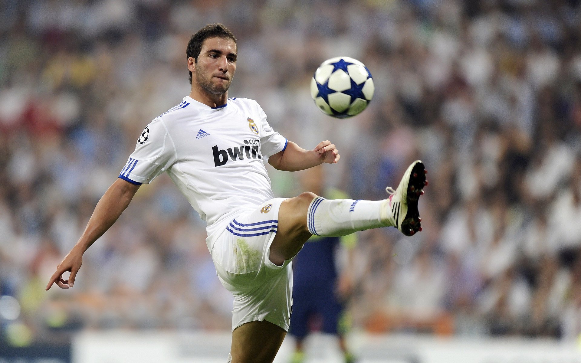 沙特奇迹夜，坎特掌控全场，阿根廷巨星黯然失色