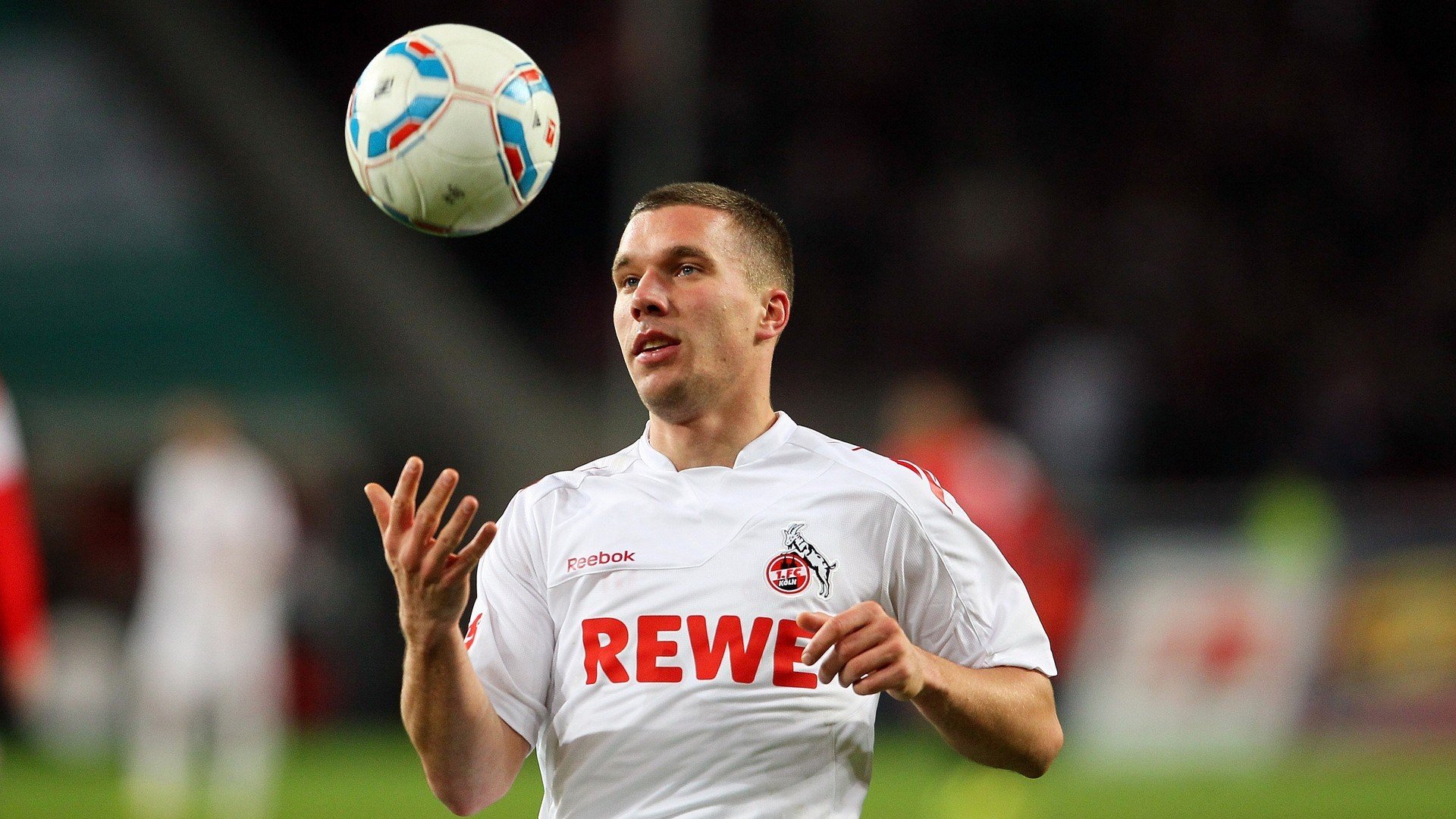 当东方明珠遇见费城之光，利拉德关键节点连续得分背后的篮球哲学