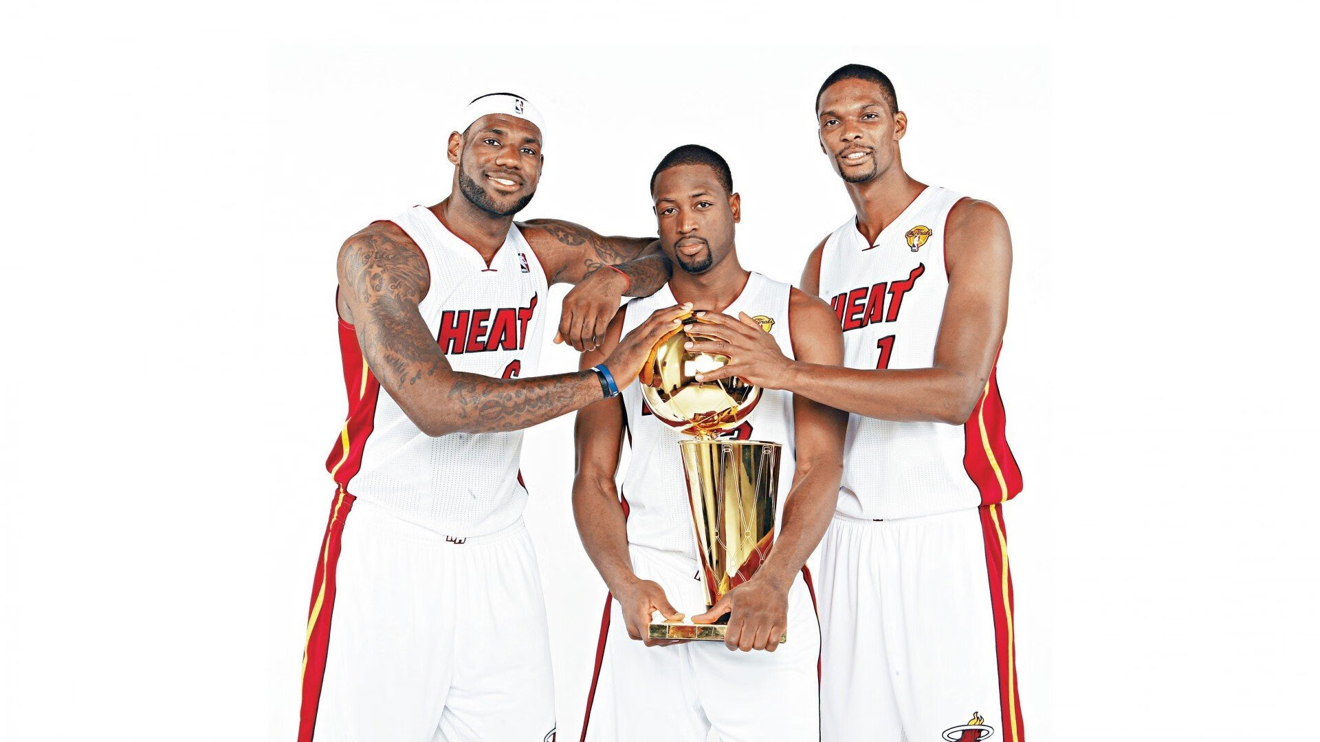 当莫兰特把NBA的闪电劈进CBA的夜空,掘金用一场降维打击为广东队上了一堂存在主义课